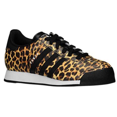 bekannteste adidas schuhe|Adidas schuhe damen leo print.